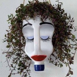 Meet your Posher, Zaida